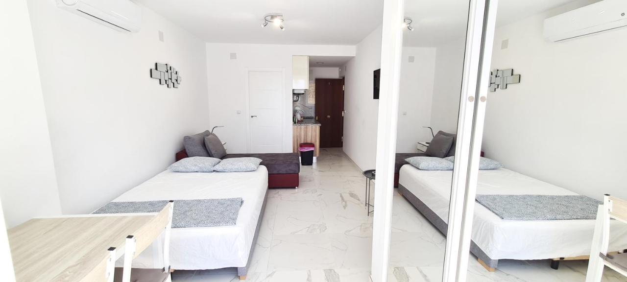 Babylon Tourist Apartments Benalmádena Eksteriør billede